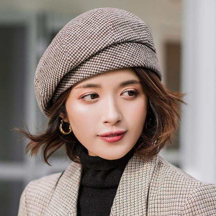 all in one place אביזרי נשים Women Beret Elegant Plaid Beret Winter Female Cotton Wool Hats Cap Casual Autumn Women's Painter Outdoor Hat