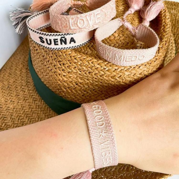 all in one place אביזרי נשים Blush Pink Woven Bracelets Braided Friendship Bracelet with Adjustable Length Handmade Women Jewelry Gift