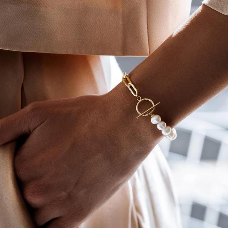 all in one place אביזרי נשים New Simple Streetwear Elegant Pearl bracelet Toggle Clasps Beads Chain For Womens Goth Chain On The Hand Charm Jewelry 2021 Kpop