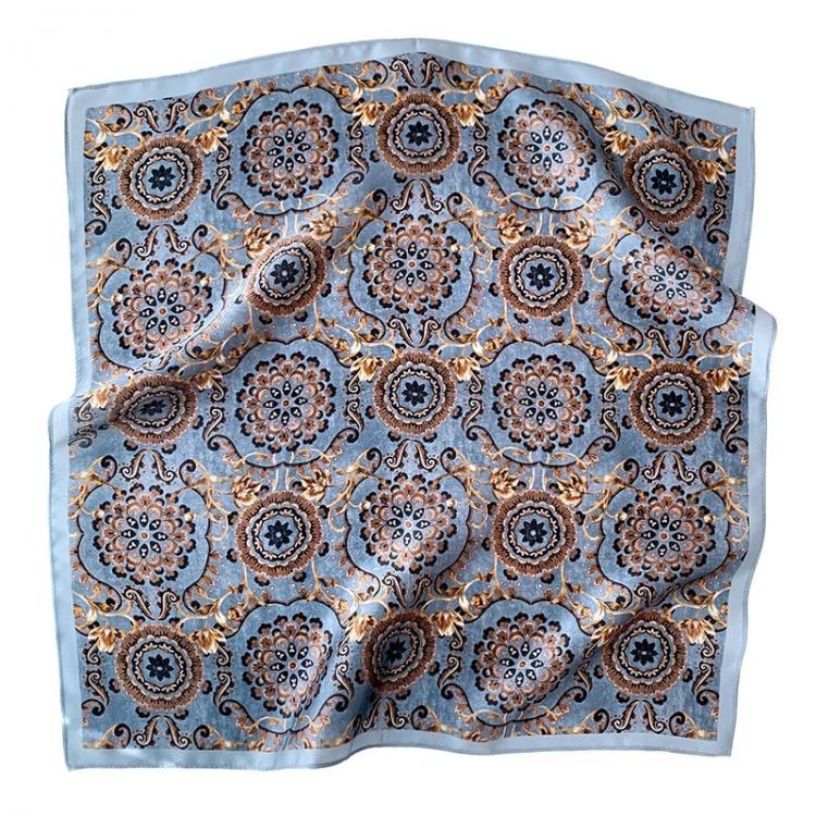 all in one place אביזרי נשים New 2021 Pashmina 100% Mulberry Silk Scarf Fashion Women Summer Beach Small Scarves Shawl Poncho 53*53cm Hijab Bandana Kerchief