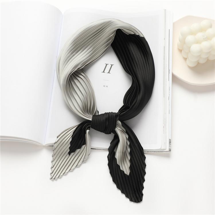 all in one place אביזרי נשים 2021 Brand Crinkle Scarf Women Silk Satin Square Neck Tie Hand Bag Wirst Female Headscarves Bandana Shawl  Leopard Hair Foulard