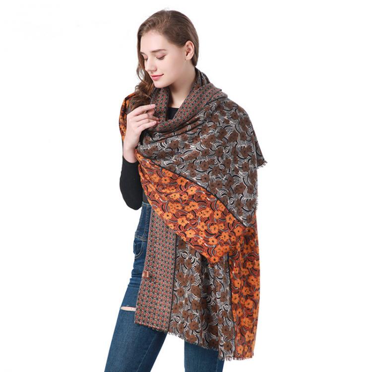 all in one place אביזרי נשים Autumn And Winter Cashmere Scarf, Retro Small Emerald Flower, Stitching Printed Rectangular Bib Shawl