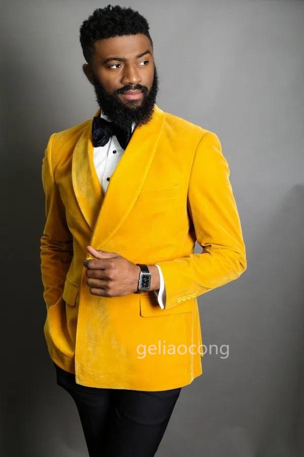 all in one place בגדי גברים Yellow Velvet Blazer British Stylish Male Blazer Suit Jacket Business Casual Blazer Jacket Terno Masculino Mens Wedding Blazer