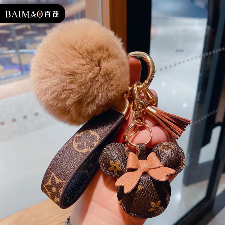 all in one place אביזרי גברים Luxury Brown Spots Square Pattern Leather Keychain Old Flower Mickey Minnie Circle Buckle Car Keyring Accessories High Quality