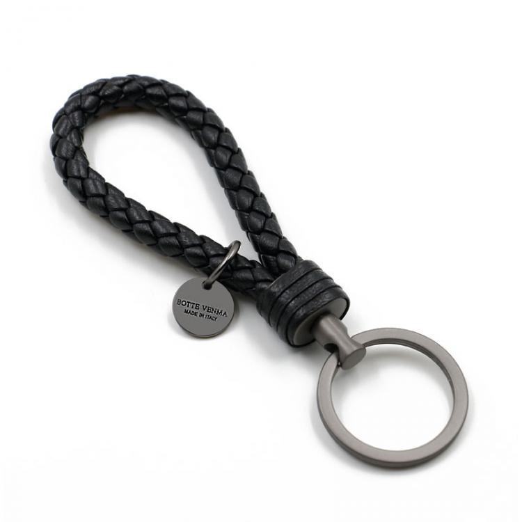 all in one place אביזרי גברים Leather car key chain Men's high quality key chain pendant cowhide hand woven women's creative gift decorative key chain