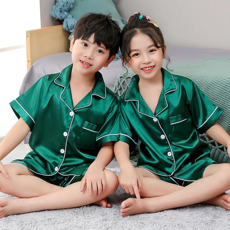 all in one place ילדים ותינוקות Girls Pajamas Set Summer Short Sleeve Children's Sleepwear Set Fake Silk Pajamas Boy Pyjamas Sets for Kids Children's Da