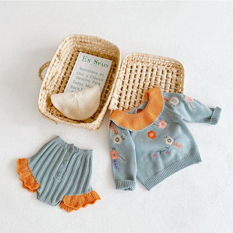 all in one place ילדים ותינוקות Spring and Autumn New Baby Girl Knitted Suit Long Sleeve Embroidered Ruffle Collar Top + Lace Knitted Pants 2-Piece Fashion Suit