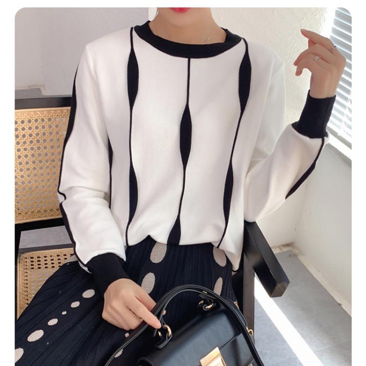 all in one place בגדי נשים 2021 Spring New Arrival O-neck Striped Sweater Women Knitted Loose Long Sleeve Elegant Pullover Modis Tops