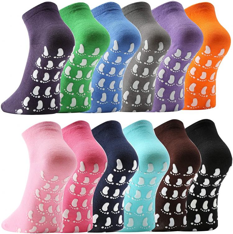 all in one place בגדי נשים 12 Pairs Non Slip Skid Socks for Women, Slipper Socks with Grippers for Hospital Yoga Pilates