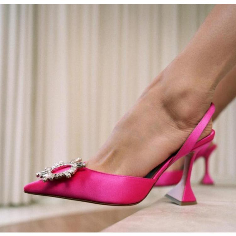 all in one place בגדי נשים 2021 Brand women Pumps luxury Crystal Slingback High heels Summer bride Shoes Comfortable triangle Heeled Party Wedding Shoes