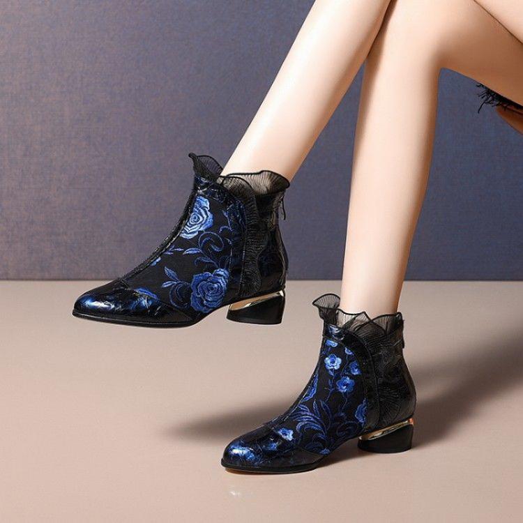all in one place בגדי נשים Autumn/Winter New Embroidery Flower Shoes Women Ankle Boots Thick Mid-heels Round Toe Ethnic Style Women's Boots Big Size 43
