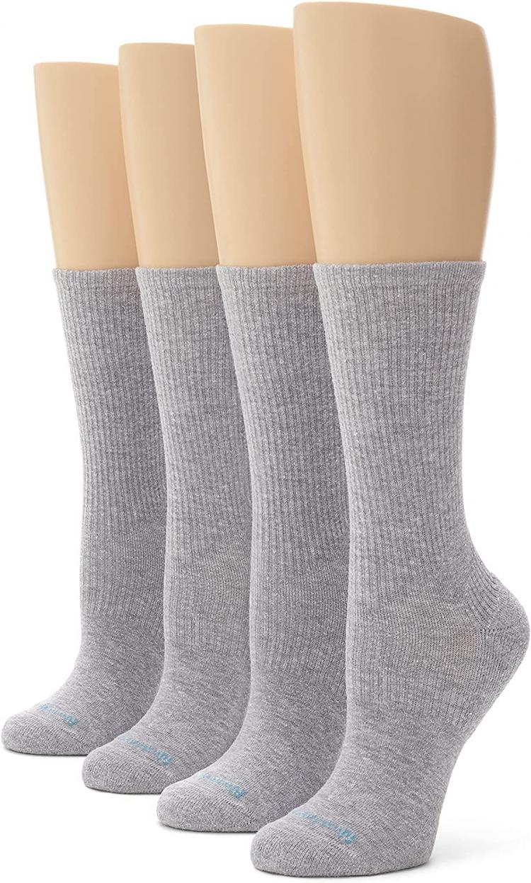 all in one place בגדי נשים No Nonsense womens Feel Good Compression Crew Sock, 4 Pair Pack