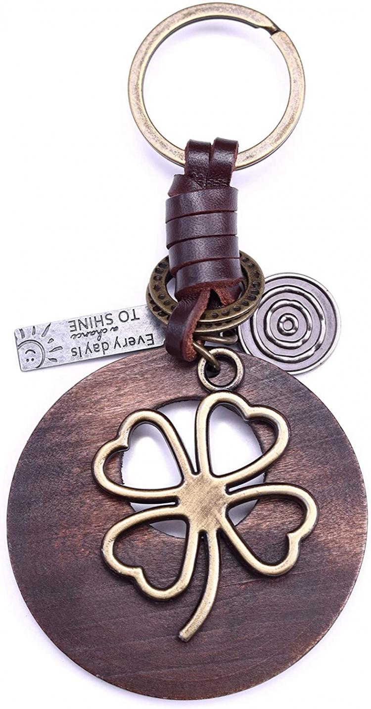 all in one place אביזרי נשים AuPra 4 Clover Leaf Good Luck Red Wood Leather KeyChain Best Friend Gift Idea Women Men Safe House Lucky KeyRing Simbol Charm Girl