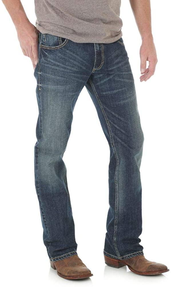 all in one place בגדי גברים Wrangler Men's Retro Slim Fit Boot Cut Jean