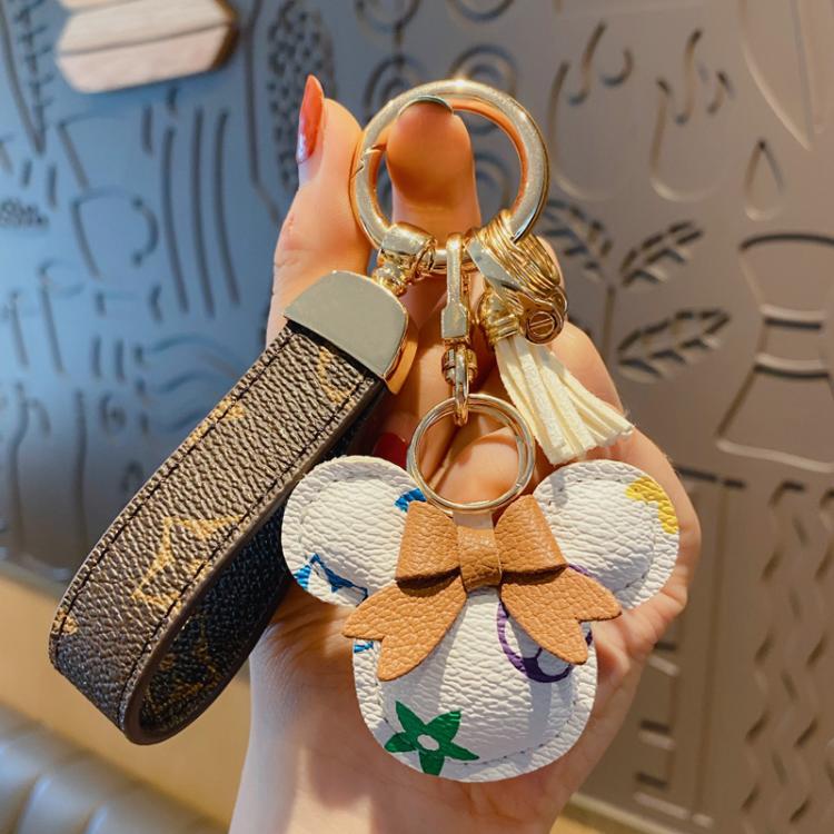 all in one place אביזרי גברים Accessory Car Plush Ornament DIY Buckle Gift Creative High Grade Key Chai Fashion Keychain Animal Cartoon Bag Pendant Decoration