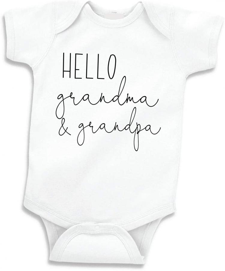 all in one place ילדים ותינוקות Bump and Beyond Designs Hello Grandma and Grandpa Pregnancy Announcement Gifts