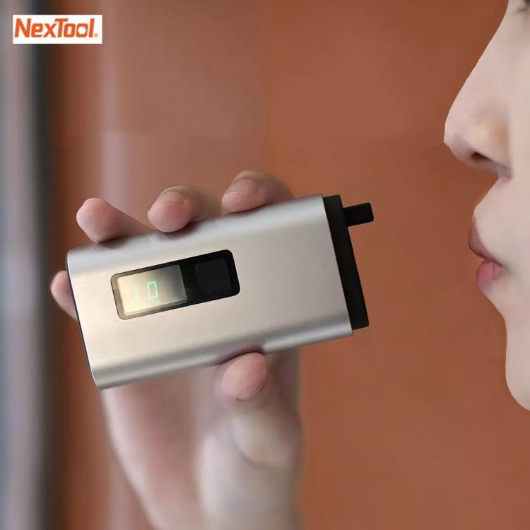 all in one place גאדג'טים New Youpin NexTool 4-in-1 Mini Alcohol Tester LCD Digital Portable Car Breathalyzer with Window Breaker Rope Cutter Power Bank