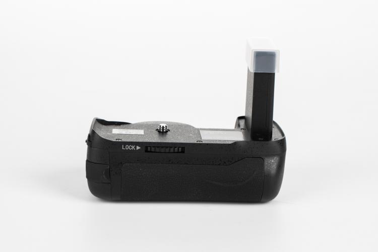all in one place אביזרים Battery Handgrip Holder for Nikon D5500/D5600 DSLR Camera BG-2T