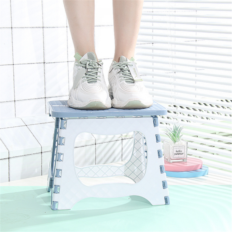 all in one place חצר וגינה Folding Stool Portable Outdoor Foldable Bench Mini Seat Plastic Small Chair Fishing Camping Household Bathroom Chair for Child