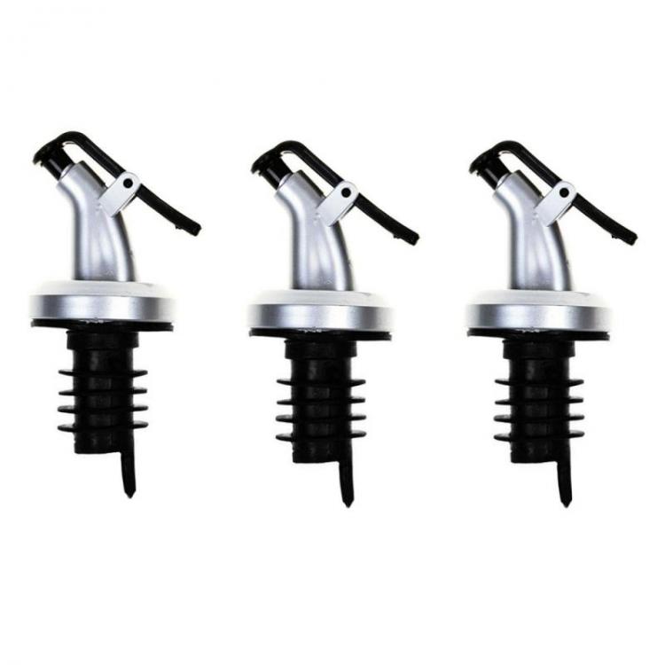 all in one place כלי מטבח ובישול 3Pcs Oil Bottle Stopper Lock Plug Seal Leak-proof Food Grade Rubber Nozzle Sprayer Liquor Dispenser Wine Pourer Kitchen Bar Tool