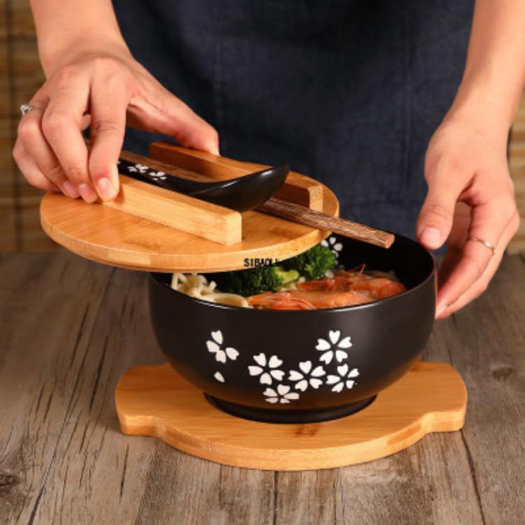 all in one place כלי מטבח ובישול Japanese Style Rice Noodle Bowl with Lid Spoon and Chopstick Kitchen Tableware Ceramic Salad Soup Bowl Food Container Dinnerware