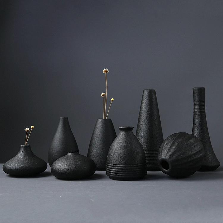 all in one place עיצוב פנים Black Ceramic Small Vase Home Decoration Crafts Tabletop Ornament Simplicity Japanese-style Decoration