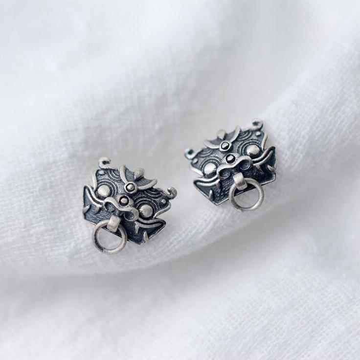 all in one place תכשיטי גברים Vintage Silver Plated Lion Knocker Stud Earrings Chinese National Style Guard Animal Earrings Good Lucky Jewelry FOR Men Women