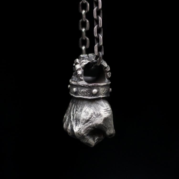 all in one place תכשיטי גברים Brave Fist Power Holds The Fist and Necklace Chain Pendants Punk Rock Hip Hop for Male Boy Fashion Jewelry Gift