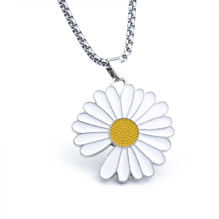 all in one place תכשיטי גברים Fashion Daisy Sun Flower Necklace Male and Female Students Hip Hop Clothing Accessories Pendant