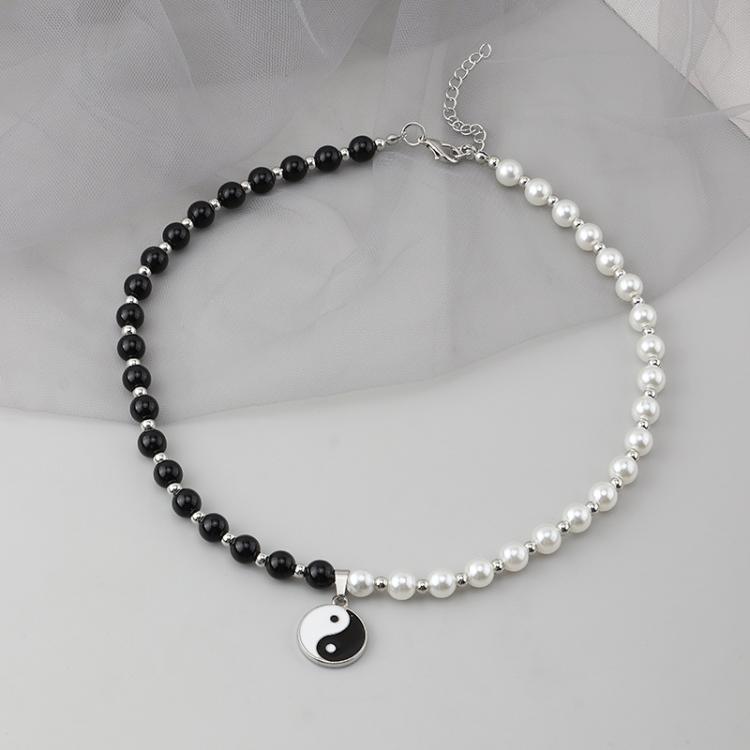 all in one place תכשיטי גברים New Arrival Hip Hop Tai Chi Necklaces Womens Black Beads White Pearl Gossip Pendant Necklaces Jewelry For Girls