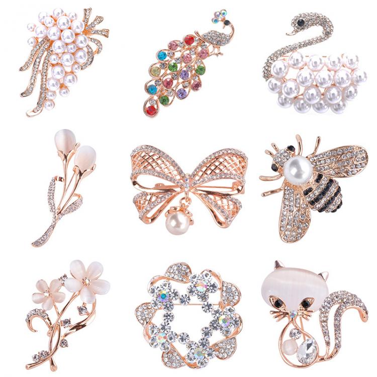 all in one place תכשיטי אופנה Brooch For Women Bouquet Rhinestone Brooches Pins Scarf Clip Jewelry scarf Brooch Pin Clothing Accessories Christmas Jewelry
