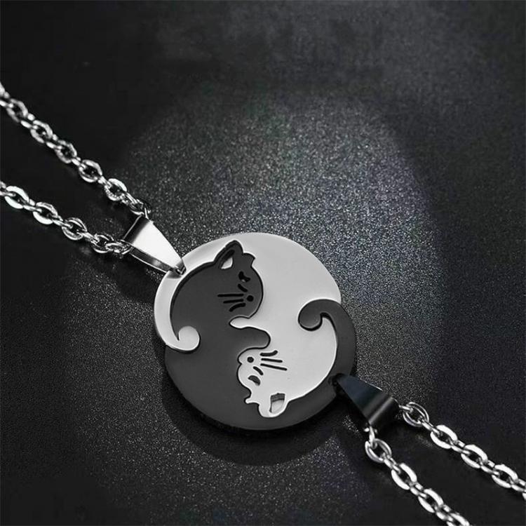 all in one place תכשיטי גברים Fashion love cat couple necklace a pair of stitching male and female students pendant simple pendant Valentine's day gift