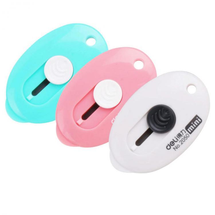 all in one place ציוד היקפי Deli Mini Retractable Utility Cutter Pocket Sized Mini Box Cutter Retractable Cutter Random Color